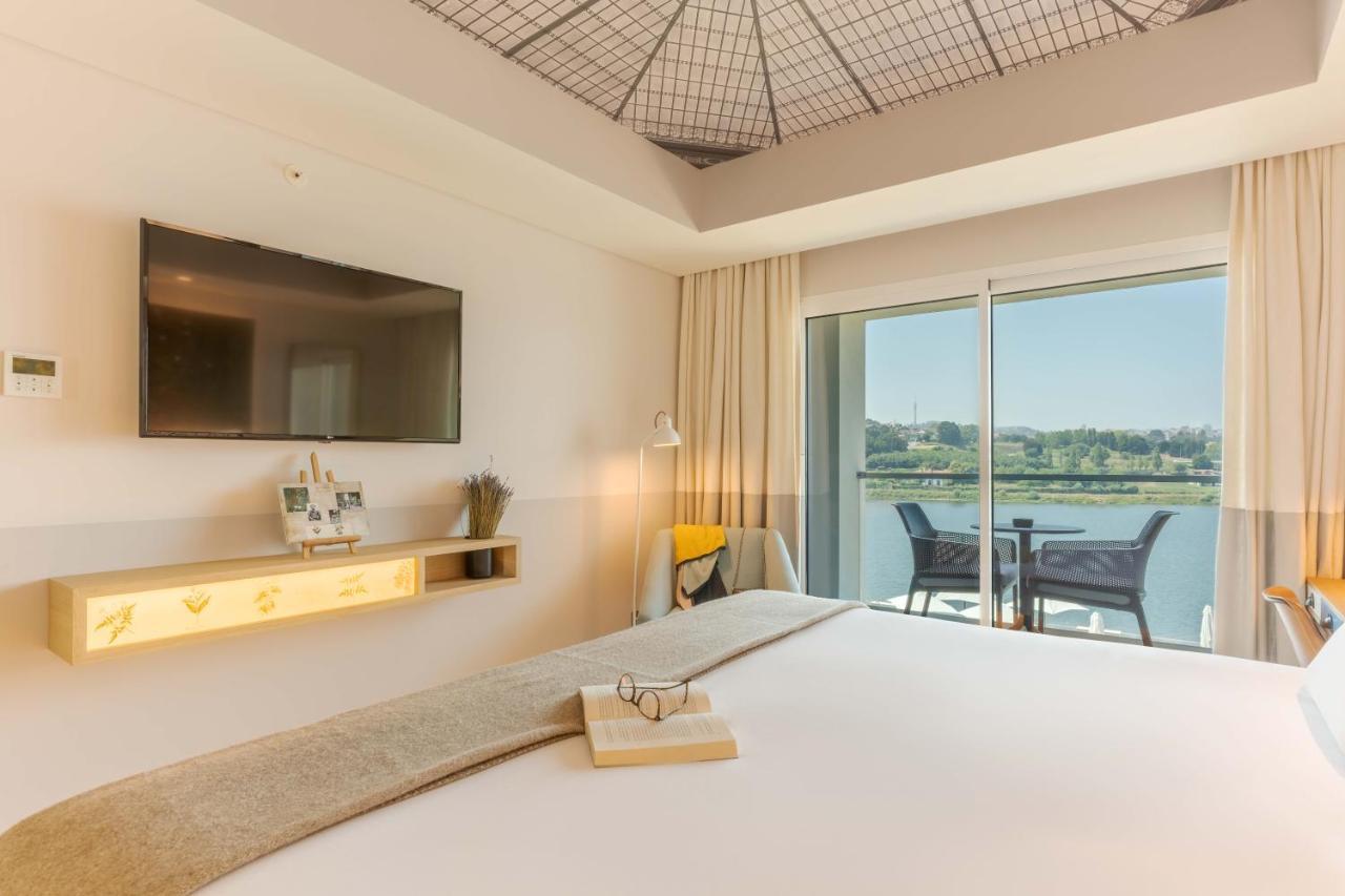 Pestana Douro Riverside - Preferred Hotels & Resorts, Lifestyle Valbom  Esterno foto A room at the hotel