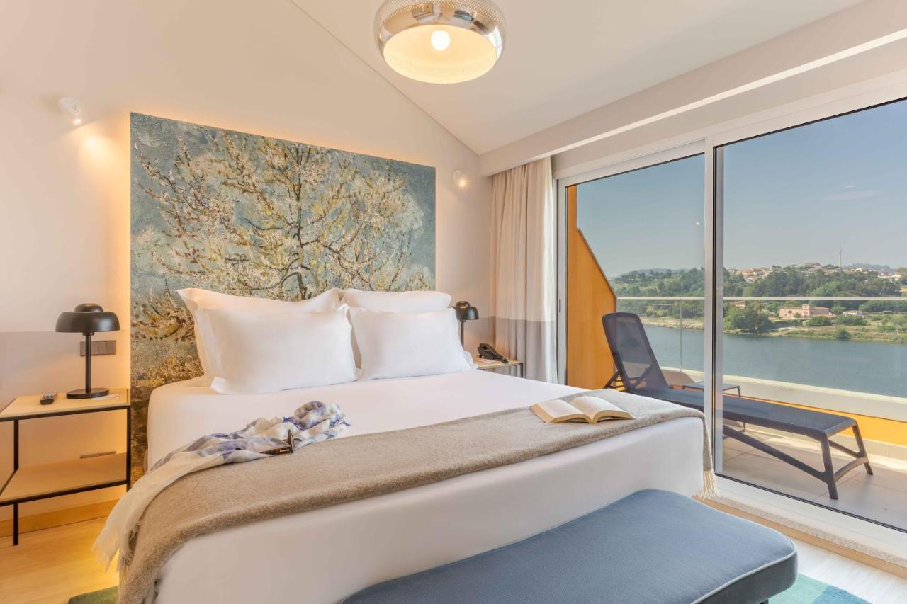 Pestana Douro Riverside - Preferred Hotels & Resorts, Lifestyle Valbom  Esterno foto A bedroom in the hotel